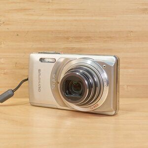 Olympus Stylus 7010 / 12MP Digital Camera / 7x Optical Zoom / Tested & Working